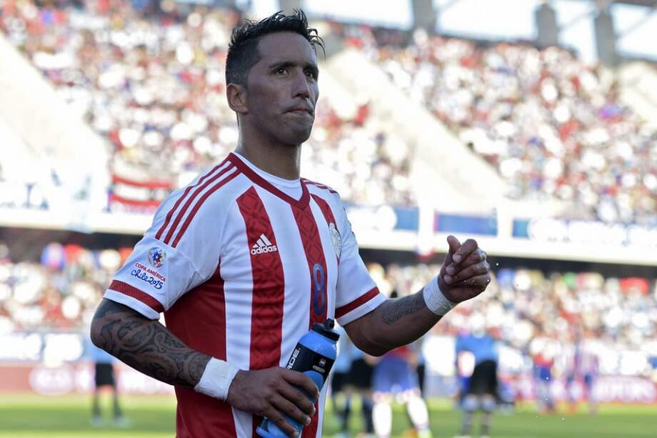 Lucas Barrios, delantero de la selección paraguaya. Foto: AFP