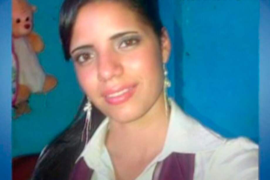 Lady Constanza Cuevas Bermúdez.