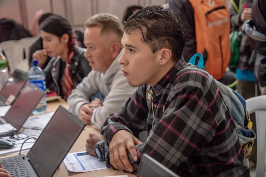 Búsqueda de empleo en Bogotá.