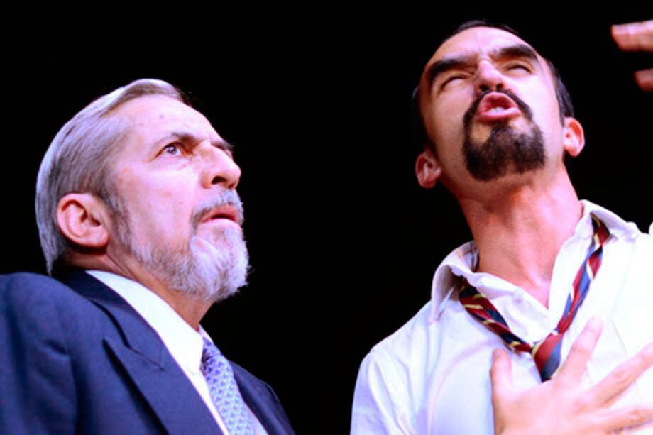 "Ascuas y azufre", una comedia jurídica colombiana