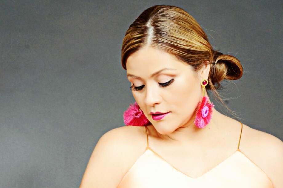 Francia Elena Hernández Ríos, conocida artísticamente como Francy, comenzó su carrera musical a los 7 años luego de ganar un concurso en una emisora. / Archivo particular