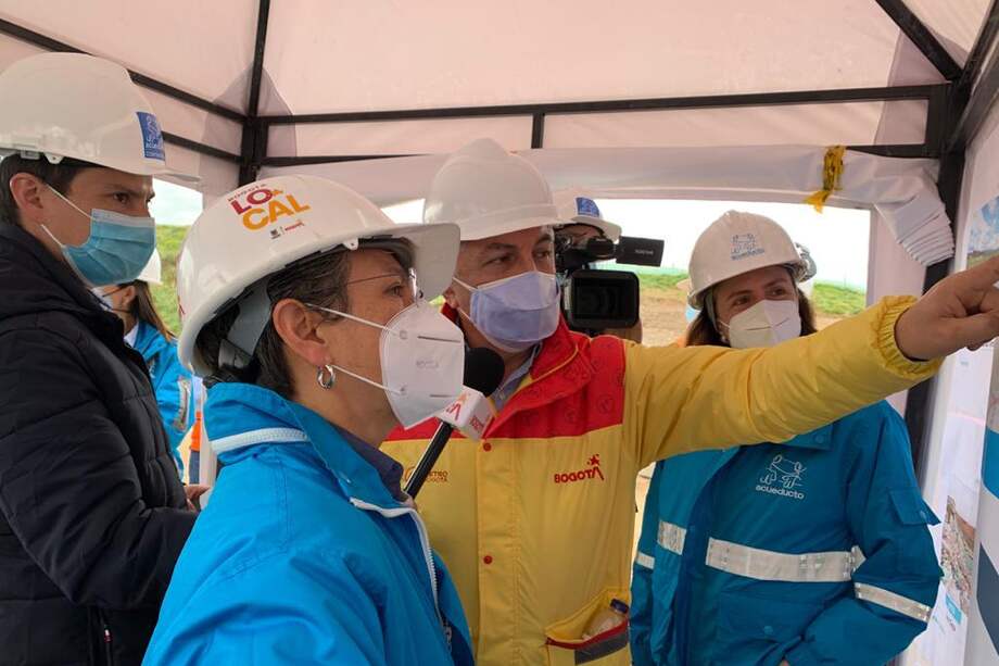 El proceso de traslado de redes tuvo un valor de $50 mil millones, que se invirtieron en la construcción de una estructura en concreto de 5,70 metros de ancho por 3,20 metros de alto.