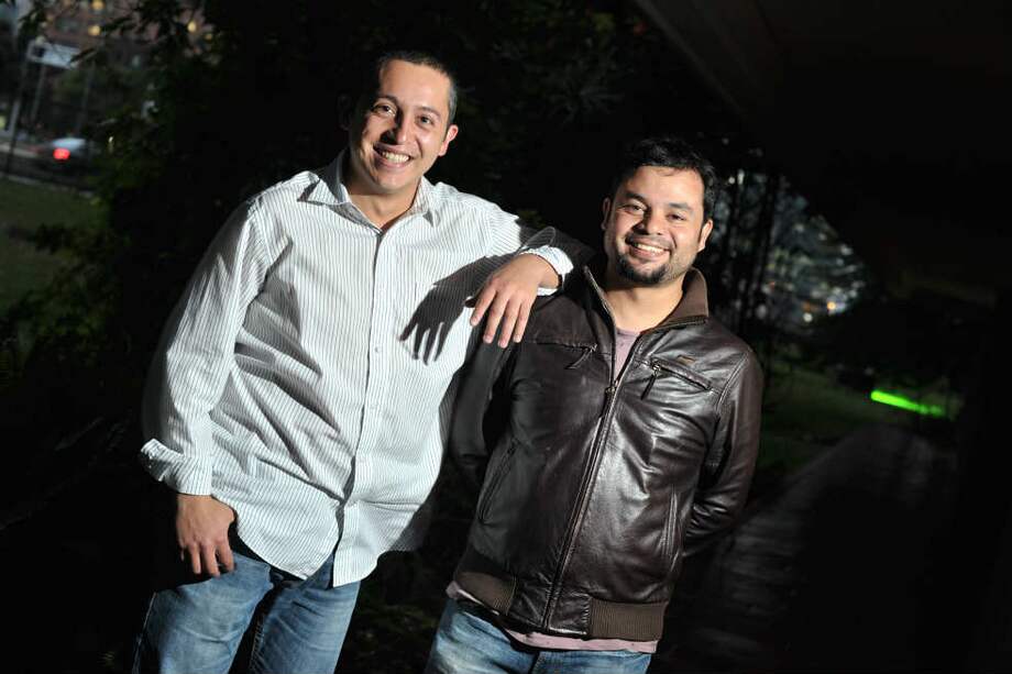 Los emprendedores Nicolás Bohórquez (izquierda) y Henry Canastero (derecha). / Luis Ángel