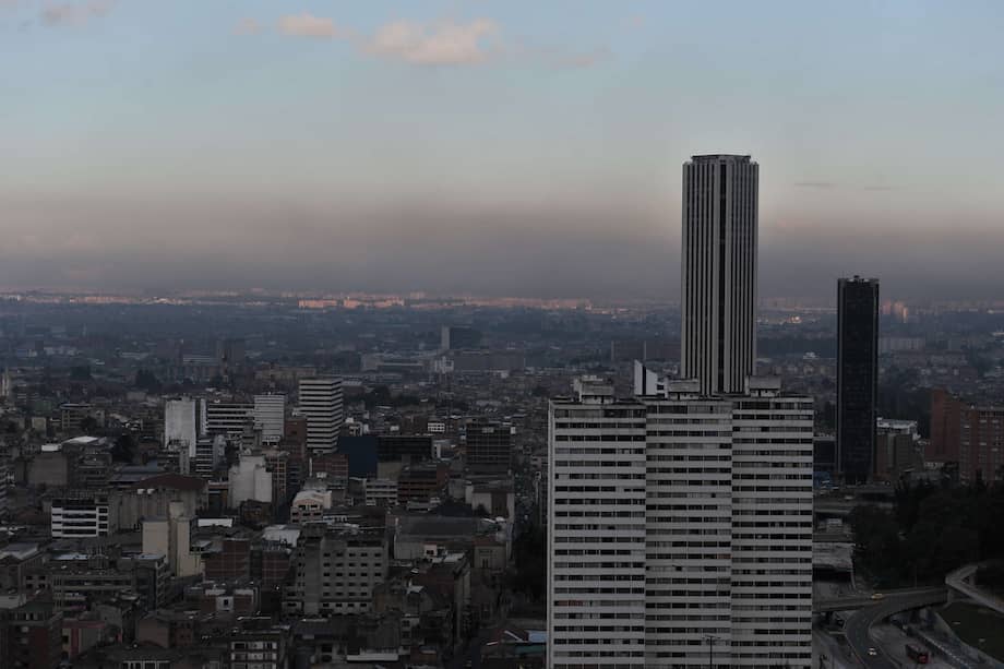 Es la segunda vez en el año que el Distrito se ve obligado a decretar esta medida por cuenta de la contaminación atmosférica en la capital. / Archivo El Espectador.