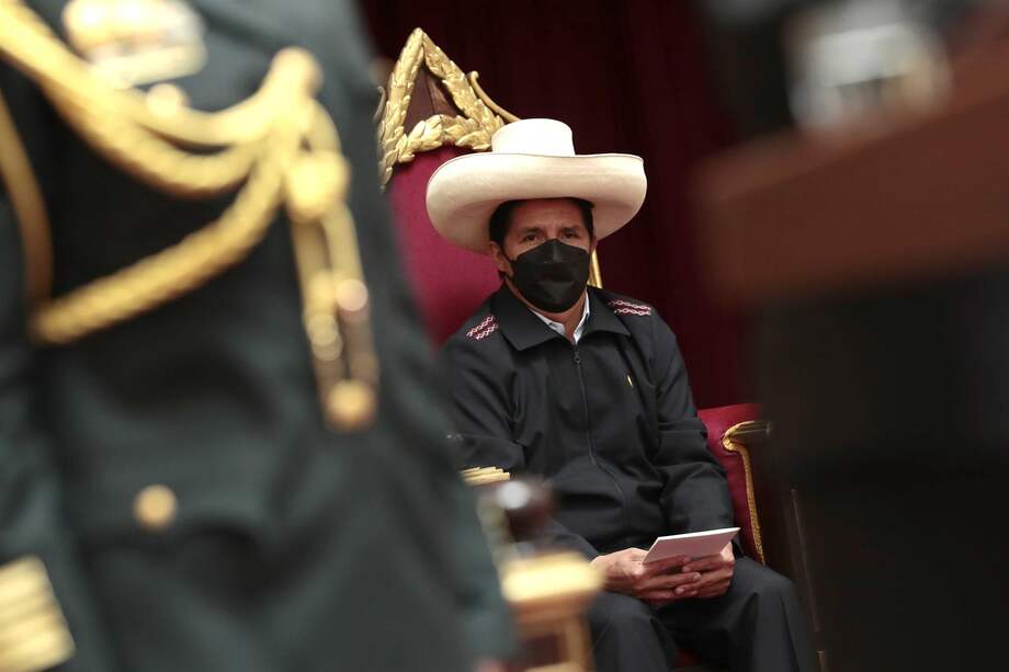 Hasta el momento, el presidente de Perú, Pedro Castillo, no ha dado una explicación válida a la denuncia por presunta interferencia en los ascensos en las Fuerzas Armadas.