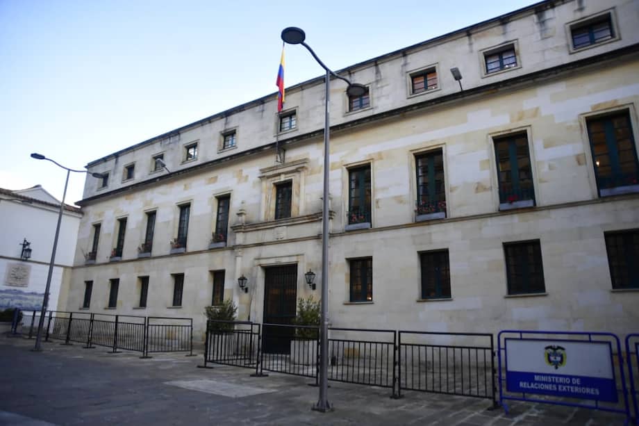 El último gobierno que despachó desde San Carlos fue el de Julio César Turbay.