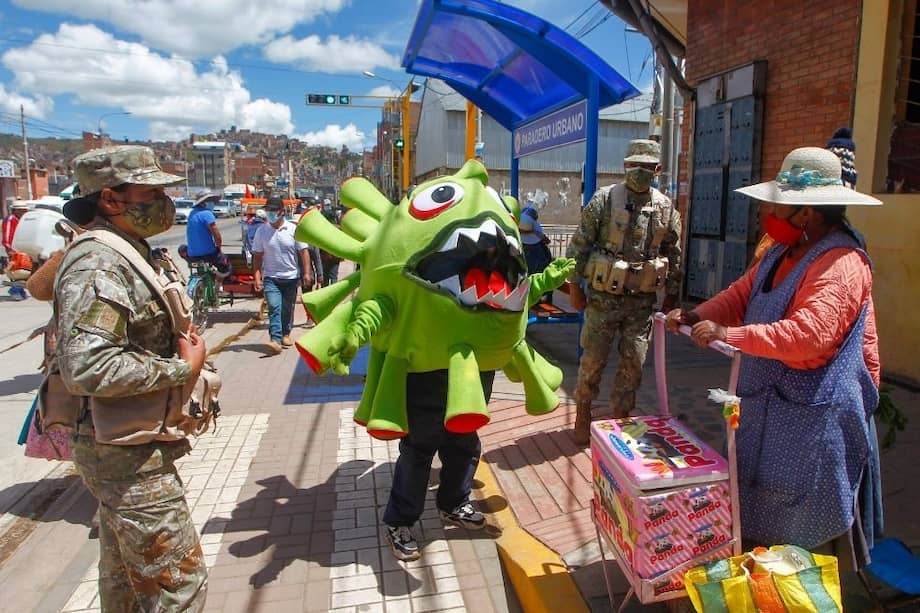 Las campañas para concientizar a los ciudadanos de América Latina del avance del virus no han servido mucho; se superaron los 25 millones de contagios.