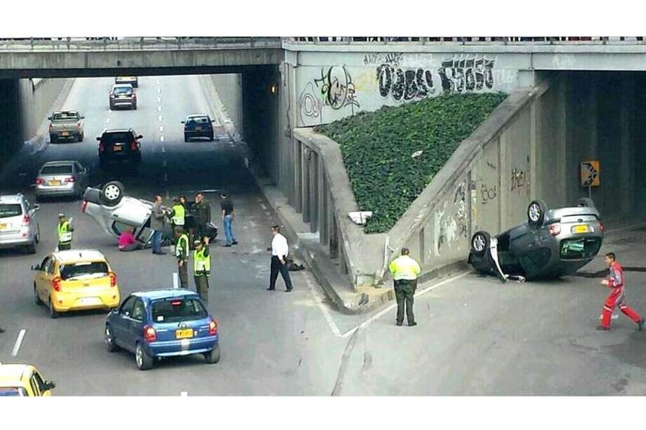 Aparatoso choque en la NQS con Calle 100
