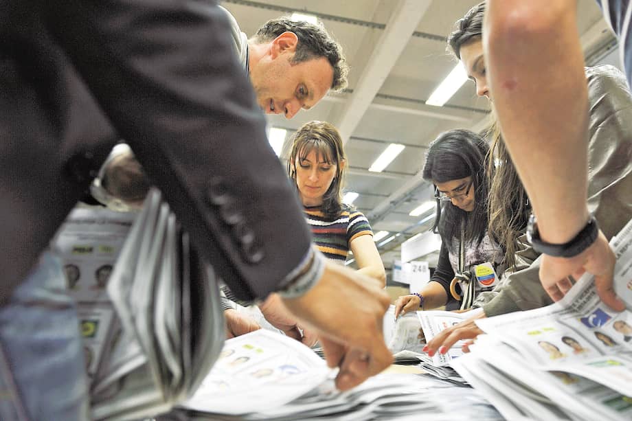 La llegada de las Farc a la política sin armas exige reformas serias que le cierren el paso a la corrupción electoral, involucrando a todos los partidos. / Archivo El Espectador