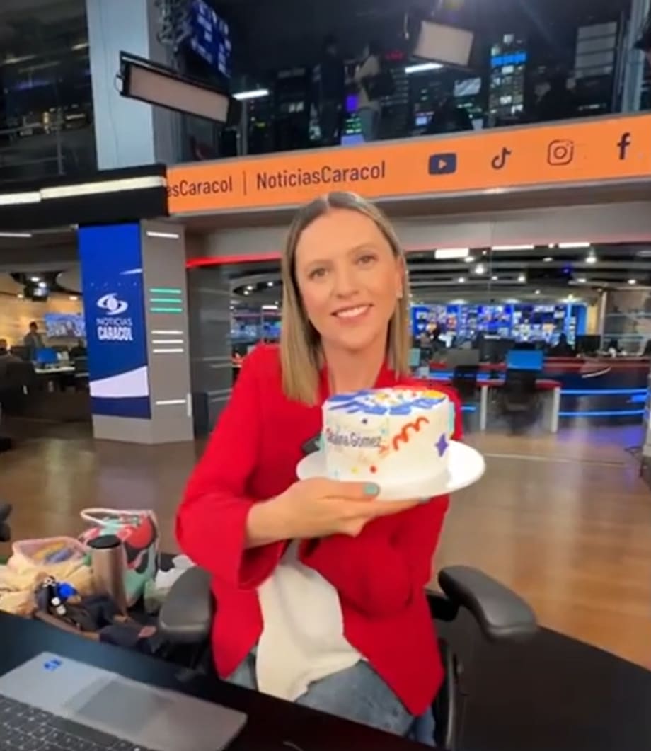 Así fue la celebración en Noticias Caracol a Catalina Gómez, por su cumpleaños