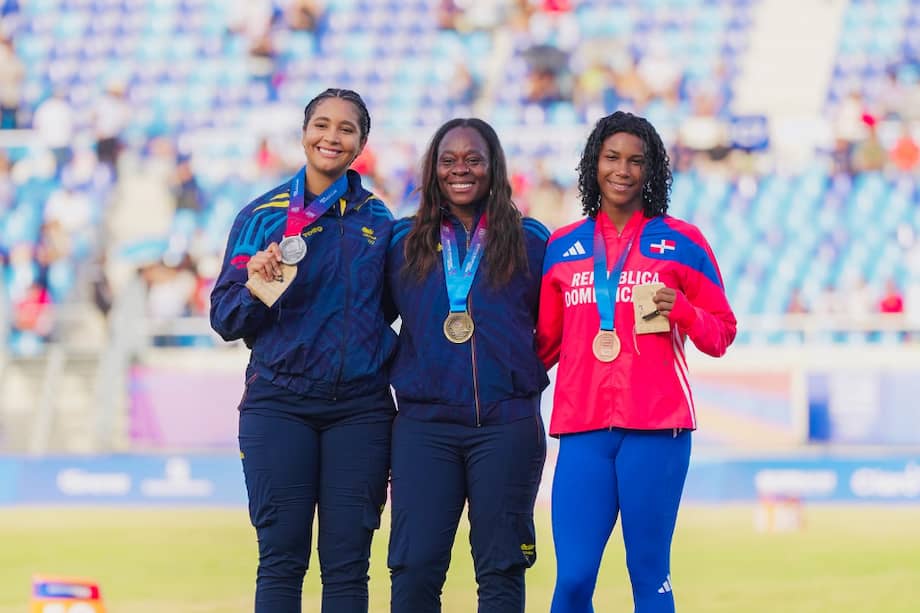 La colombiana lideró además el histórico 1-2 del país junto a Valentina Barrios, quien se quedó con la plata.