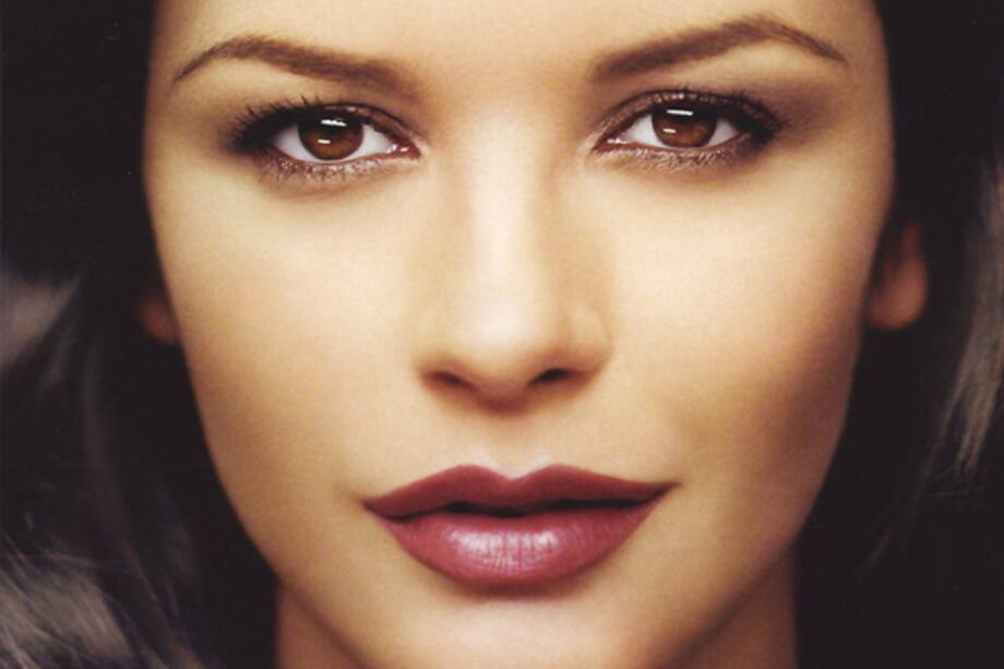 Catherine Zeta-Jones ingresa en centro psiquiátrico por un trastorno bipolar