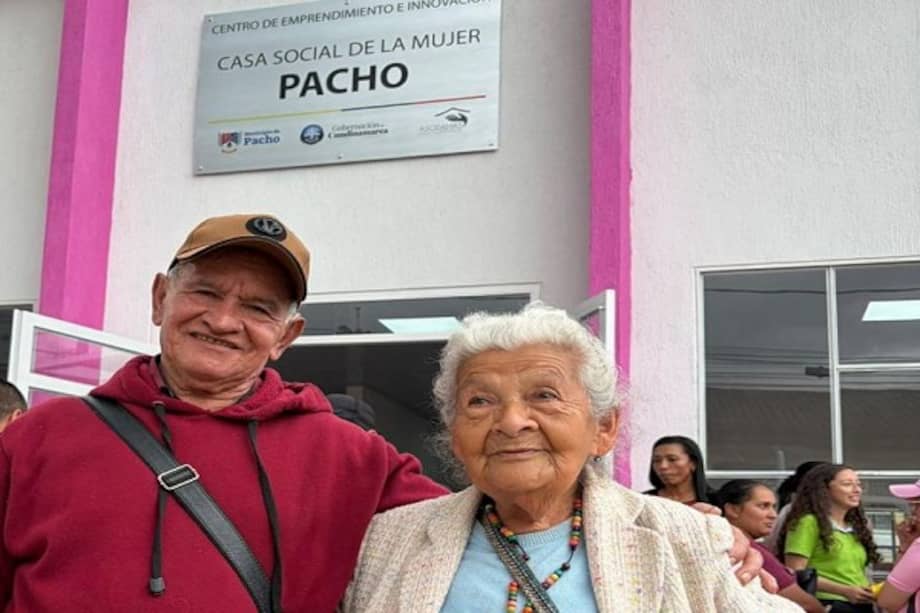 Se desarrollaron más de 15 procesos de capacitación, entre ellos módulos de emprendimiento e innovación, empoderamiento productivo, moda circular, voluntariado, memoria histórica y diplomados certificados, que fortalecieron las habilidades técnicas, personales y empresariales de las participantes.