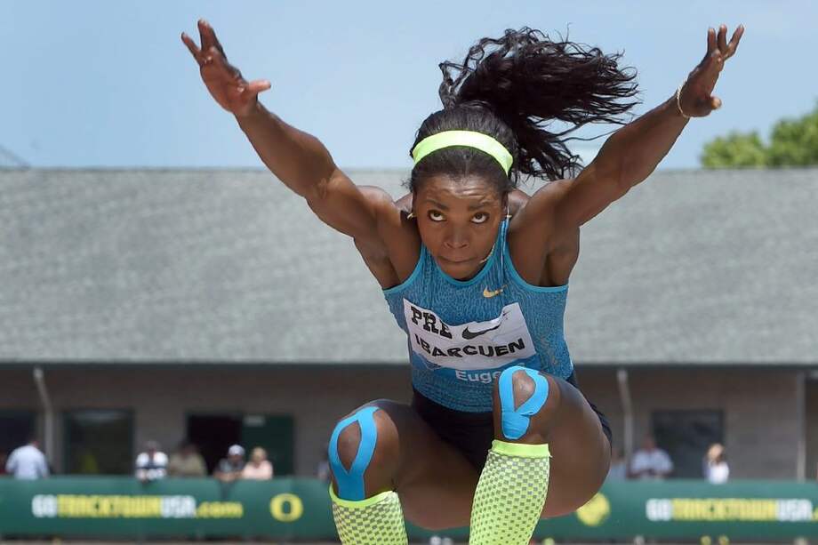 Caterine Ibargüen lidera la Liga de Diamante. / AFP