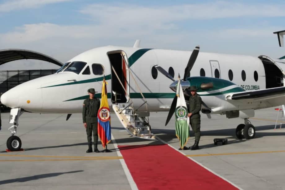 Los aviones cuentan con dos motores PT 6A - 27 D de fabricación canadiense, cada uno de ellos con 1.250 caballos de potencia, con capacidad para transportar 19 pasajeros y con una autonomía de vuelo de cinco horas aproximadamente. / Policía Antinarcóticos