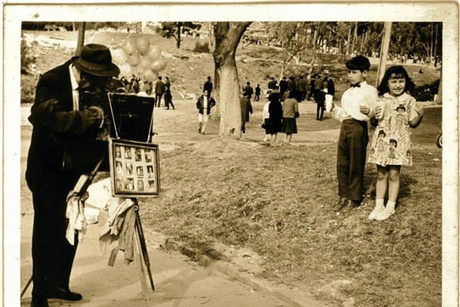 Cuentas en redes sociales como “I Love Bogotá” y “@BogotáAntigua” rescatan la memoria de la ciudad. / Fotos: I Love Bogotá