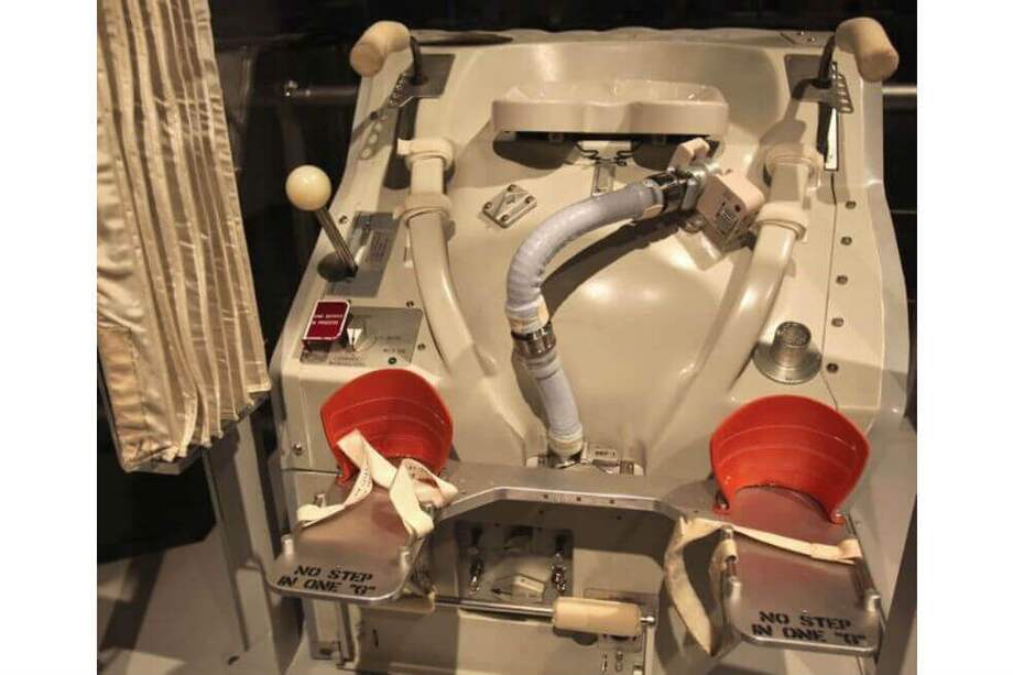 La tripulación tuvo que recoger el agua que se extiendió por todo el segmento con toallas. / Nasa