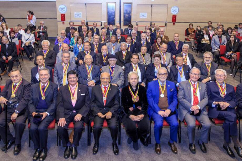 Científicos premiados por Colciencias. La categoría de eméritos es vitalicia y se entrega a investigadores mayores de 65 años que han tenido una trayectoria, aportes y producción científica de alta calidad en el país. / Cortesía