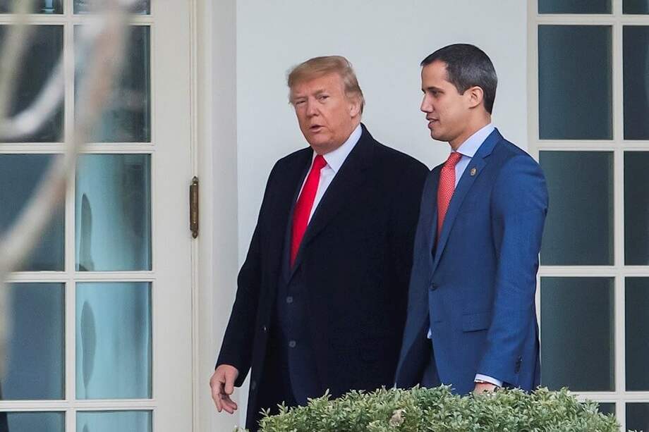El presidente de Estados Unidos, Donald Trump, recibió a Juan Guaidó, líder de la oposición venezolana, en la Casa Blanca el pasado mes de febrero. / AFP