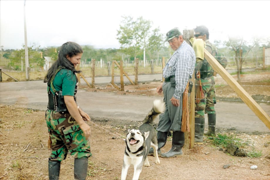 La negociadora de las Farc es la viuda de tirofijo