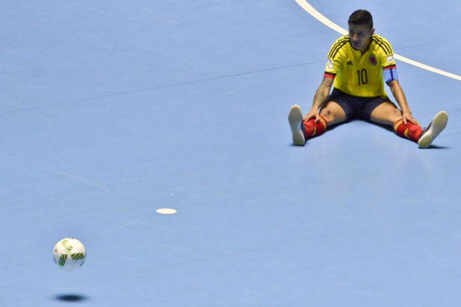 Angellot Caro anotó el gol del empate de Colombia, faltando 13 segundos para culminar el partido. / AFP
