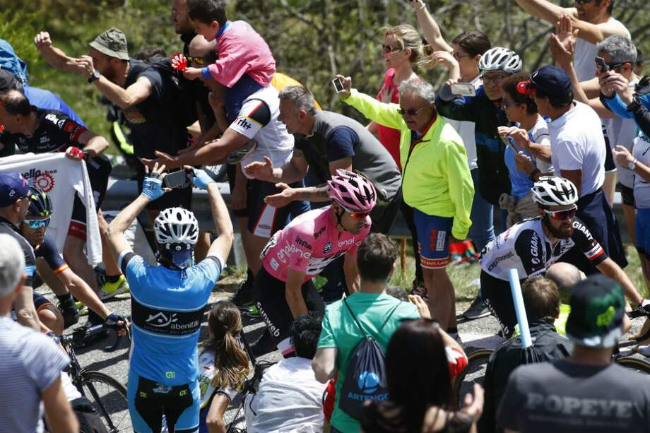 Tom Dumoulin, líder del Giro de Italia. / AFP