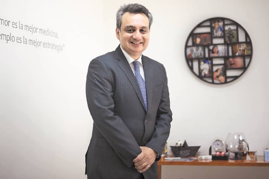 El doctor Henry Gallardo lleva tres años como director del hospital universitario. / Cristian Garavito