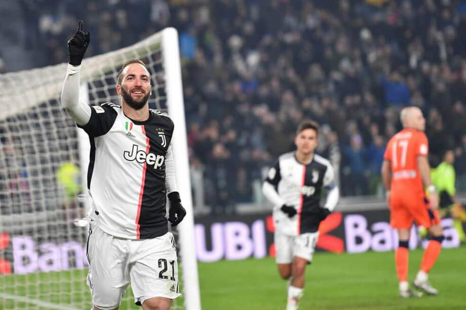 Gonzalo Higuain, delantero argentino que aportó un gol y una asistencia en la victoria 4-0 de la Juventus contra Udinese por los octavos de final de la Copa de Italia. / EFE