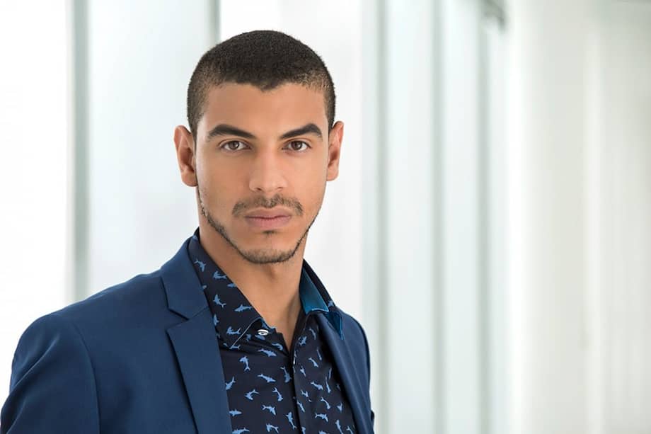 Manuel Medrano se dio a conocer profesionalmente en 2015 cuando lanzó su primer disco.