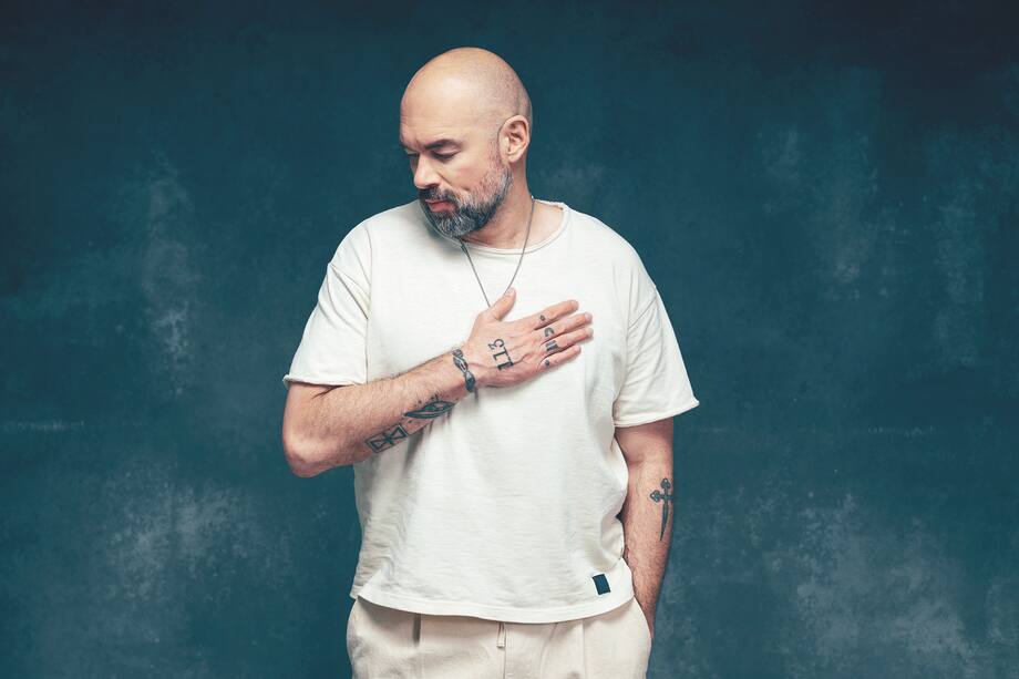 “Todos los días trato de ser una mejor persona un mejor padre un mejor músico, con todo mi equipaje, con todos mis defectos, con todas mis virtudes”.