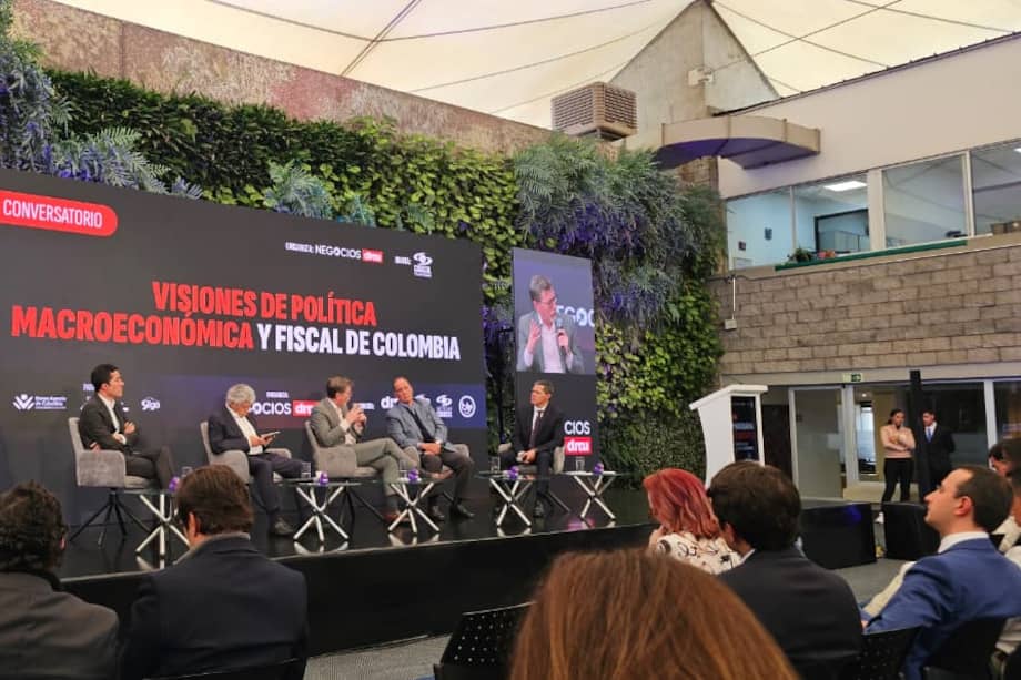 Un espacio de conversación que buscó analizar los principales desafíos y oportunidades en materia económica.