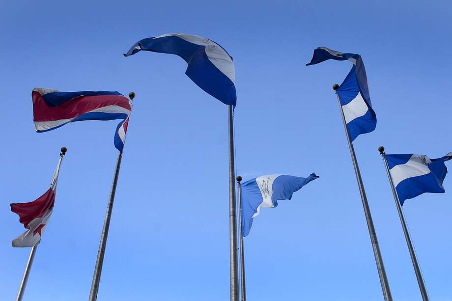 La norma no escrita es que cada país sede invita a quienes considere pertinentes, en especial aquellos Estados que cumplan con la condición de ser democracias operantes. / Foto de referencia