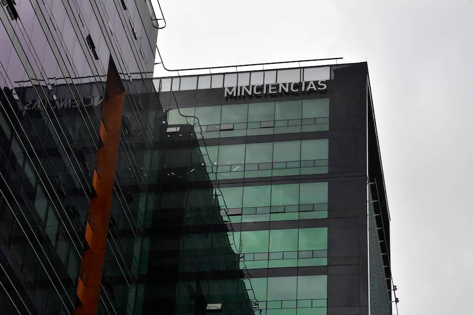 Desde noviembre de 2025, por lo menos, el Minciencias ha señalado inconsistencias en el contrato. Avanciencias siempre las ha reprochado.