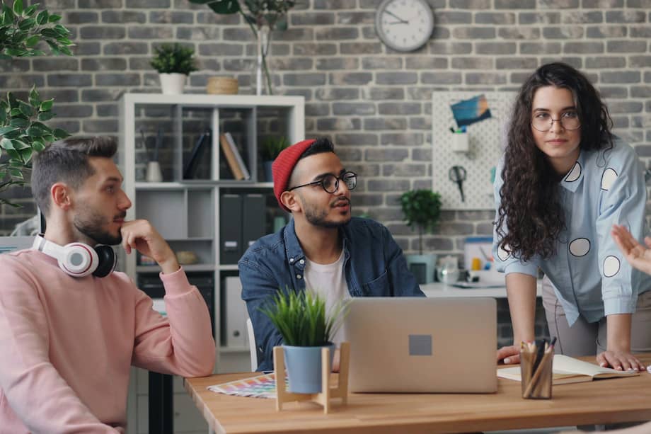 "El emprendimiento le devuelve al joven el protagonismo de su propia vida", dice la experta.