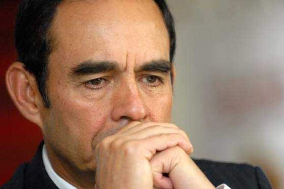 Solicitarán medidas cautelares para el general (r) Uscátegui