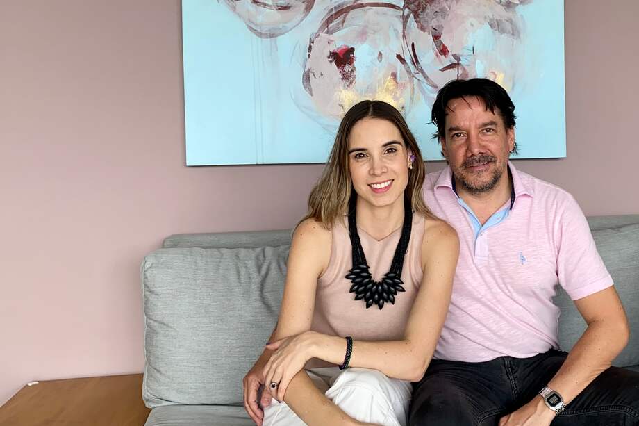 Natalia Ramirez y Felipe Betancourt, fundador del emprendimiento tecnológico FeBePOS.