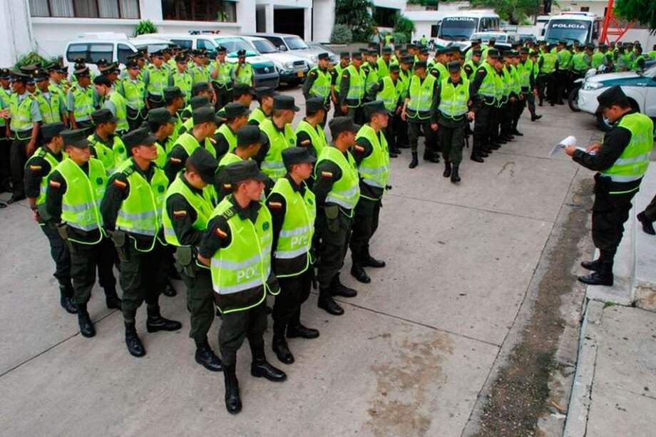 Capturan a joven que se hacía pasar por policía