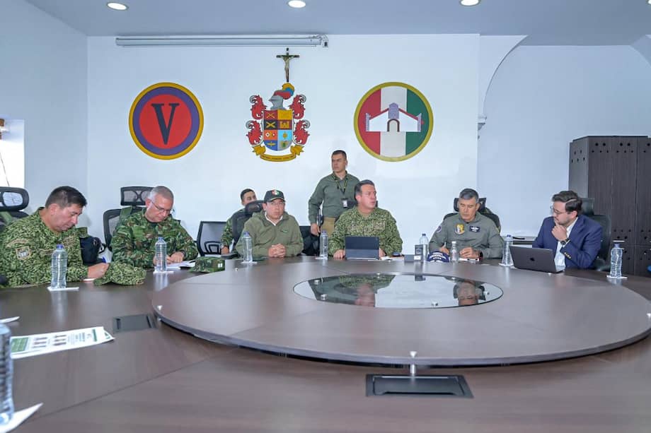 La cúpula militar viajó hasta Tunja para liderar el consejo de seguridad junto con el gobernador de Boyacá, Carlos Amaya.