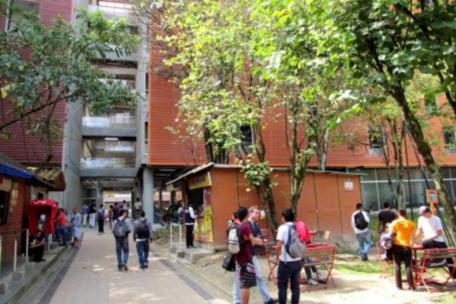 Página web Politécnico Jaime Isaza. / Página web Politécnico Jaime Isaza.