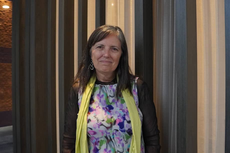 Claudia Piñeiro es escritora, dramaturga, guionista de televisión y colaboradora de distintos medios gráficos.