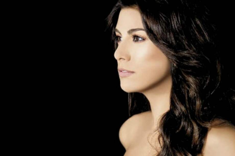 Andrea Serna, modelo y presentadora colombiana. / Archivo Cromos.