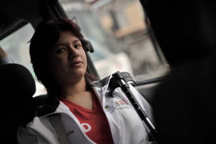 Yadira Perdomo, joven víctima de violencia escolar.
