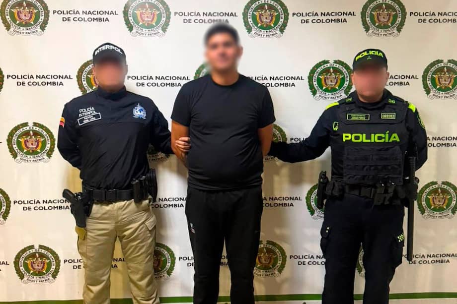 Eduardo Antonio Gómez Arévalo, alias “Guayo”, ciudadano venezolano buscado por las autoridades judiciales de Chile, fue renetido por la Policía Nacional en Medellín (Antioquia).