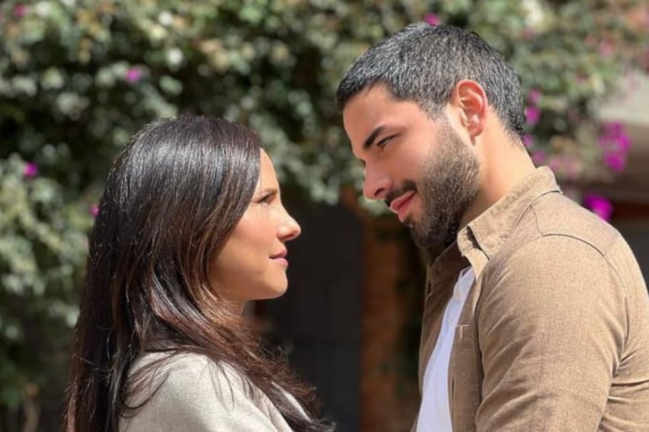 La protagonista de 'Ana de Nadie' compartió con sus seguidores una conmovedora foto con su coestrella Sebastián Carvajal.