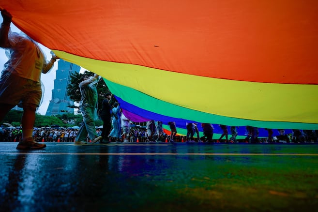 "Nuestros derechos se convirtieron en moneda de cambio": ILGA sobre elecciones y LGBT