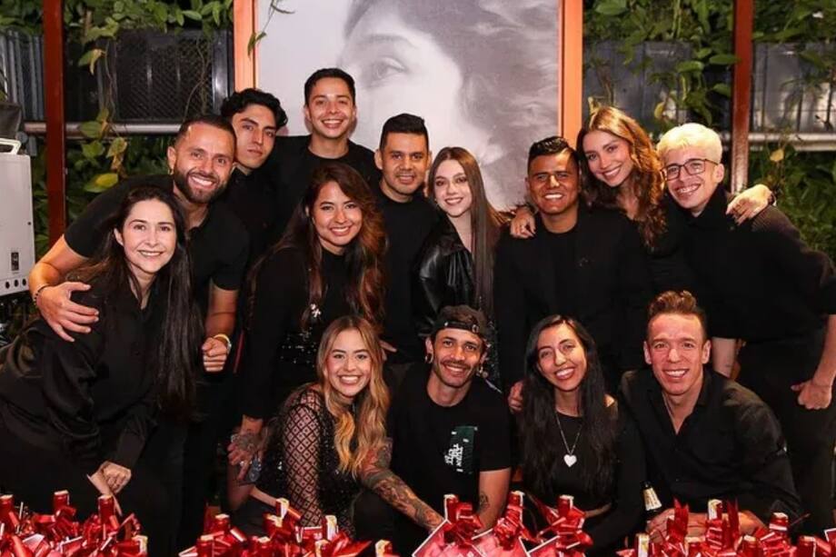 Esta fue una de las fotos que Rigoberto Urán compartió junto a sus trabajadores