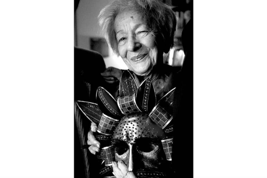Wislawa Szymborska fue premio Nobel de literatura en 1996. / Kim Manresa y Xavi Ayén