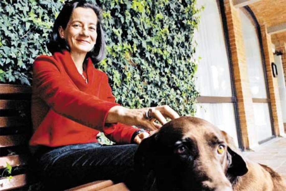 Clara Rojas solicita a Farc pedir perdón públicamente por sus acciones