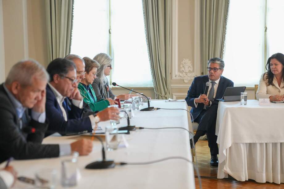 "Esto no es hablar por hablar sino para buscar soluciones a los problemas de la ciudadanía", dijo German Arce.