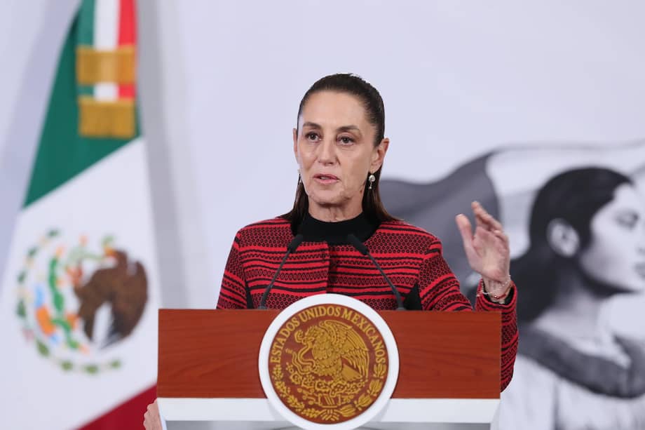 Durante una rueda de prensa, Claudia Sheinbaum habló sobre la Colección Gelman y destacó que la legislación mexicana permite la “difusión” de obras en el extranjero, pero nunca su “venta” porque forman parte del “patrimonio” del país.